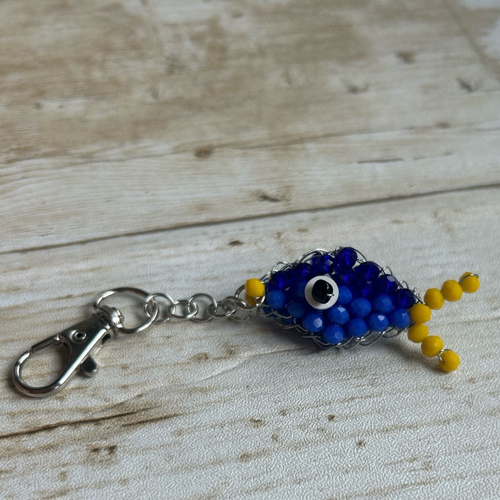 Blue Beaded Fish Keychain - Picture 3 of 4